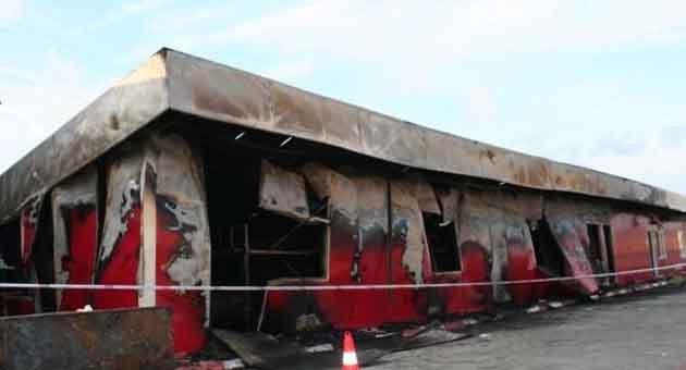 Fabrika yatakhanesinde yangın çıktı! 3 ölü