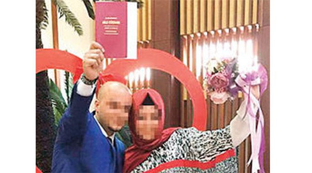 Facebook'tan tanışıp evlendi, başına gelmeyen kalmadı!