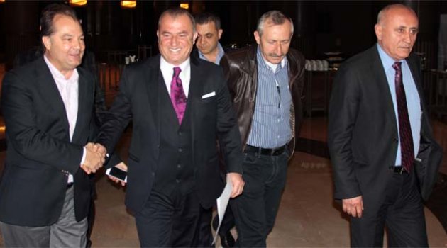 Fatih Terim, kulüp yöneticileri ile görüştü
