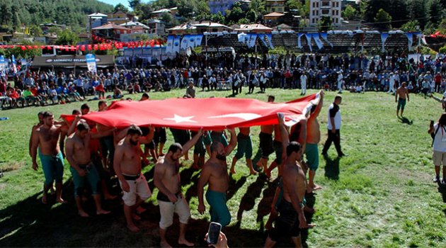 Feke Karacaoğlan Karakucak Güreşleri