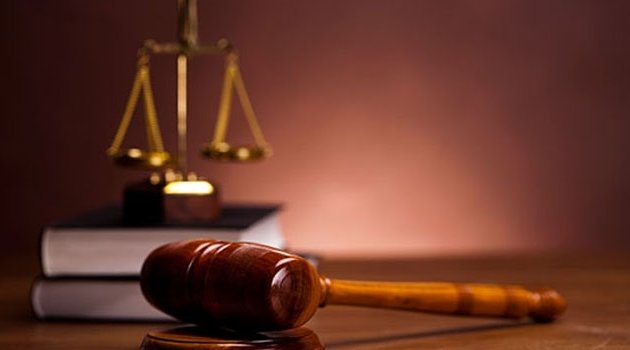 FETÖ sanığı eski savcıya ilk celsede tahliye
