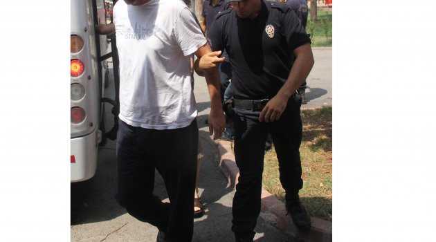 FETÖ soruşturmasında 13 polise gözaltı