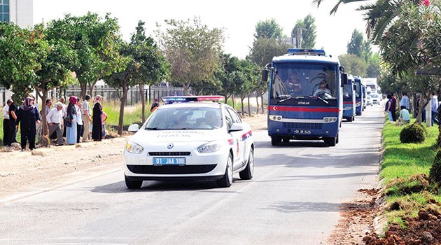 FETÖ zanlısı 385 asker yargılanmaya başladı