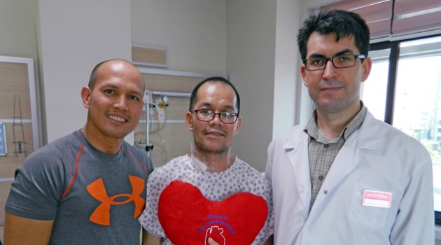 Filipinli aşçı Adana’da hayata tutundu