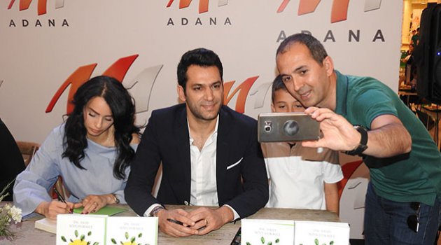 Film ve dizi  dünyasının yıldızları M1 Adana AVM’de "imza günü’nde hayranları buluştu
