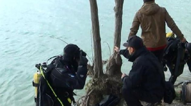 Fotoğraf çektirmek isterken düştüğü nehirde boğuldu