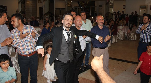 Gasp Büronun mutlu günü