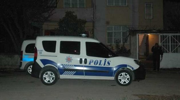Genç Kadın Kendini Astı