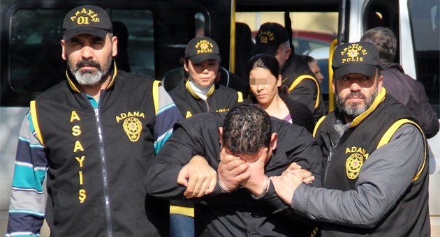 Genç kıza fuhuş tuzağı