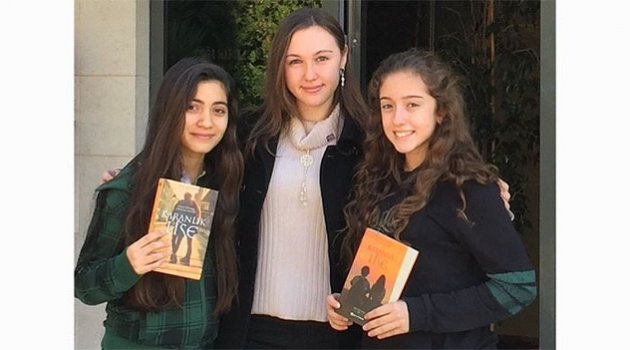 Genç yazar Alya Öztanyel okurlarıyla buluşuyor