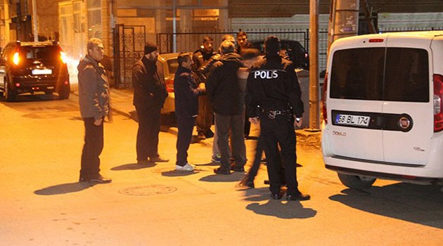 Gençler arasında bıçaklı kavga! 1 ölü 1 yaralı