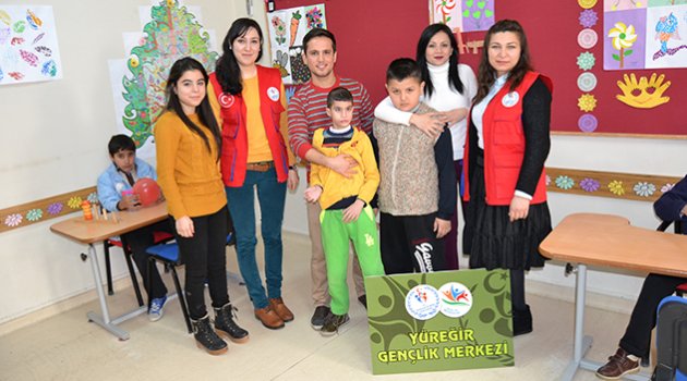 Gençlerin "Sosyal Bilimler Atölyesi" Projesi