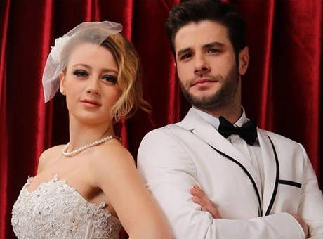 Gizem Karaca gelinlik giydi