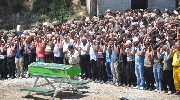 Göçükte ölen madenci defnedildi