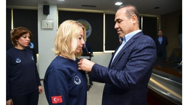 Görevde Yükselen 41 Zabıtanın Rozetini Başkan Sözlü Taktı