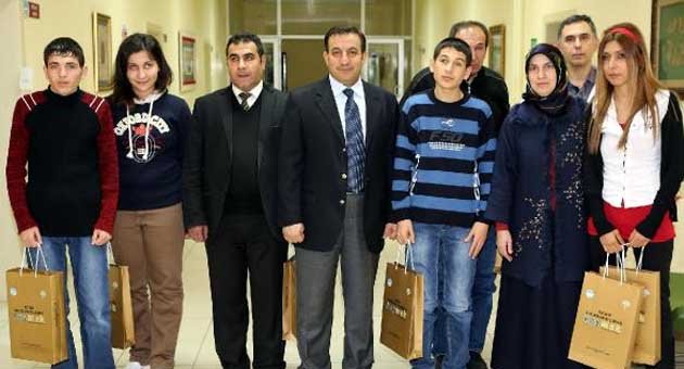 Görme engelli Yasin satrançta Türkiye ikincisi oldu
