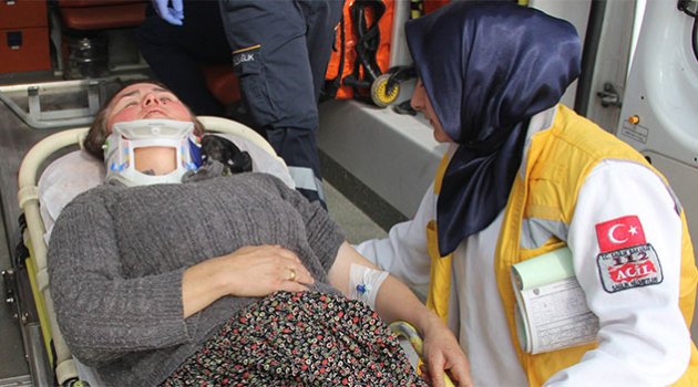 Görümcelerden geline arsa dayağı