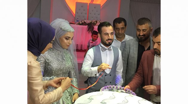 Gülsüm &Erdal  Evliliğe ilk adımı attılar