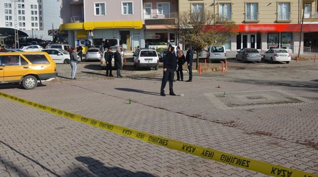 Gündüz vakti silahlı çatışma! 5 yaralı
