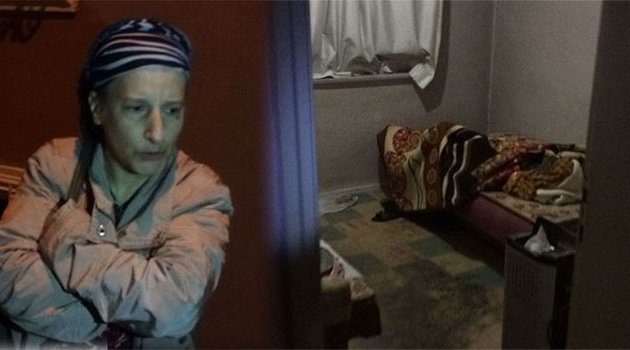 Günlerce annesinin cesediyle yattı
