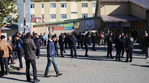 Güvenlik güçleriyle PKK'lı teröristler arasında çatışma
