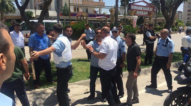 Güzergah meselesi yüzünden taşlı sopalı silahlı kavgaya tutuştular
