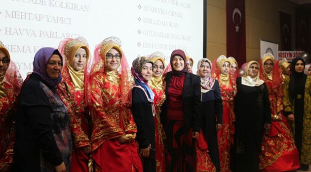 Hafizelerin sevinçlerini paylaştı
