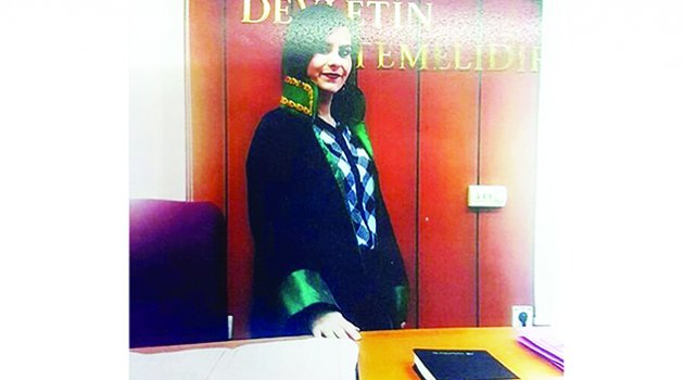 Hakim cübbesiyle dolandırıcılığa 6 yıl hapis