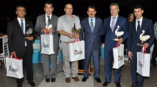 Hakim ve Savcılara ‘Kanatlı Kozalak’larla Veda