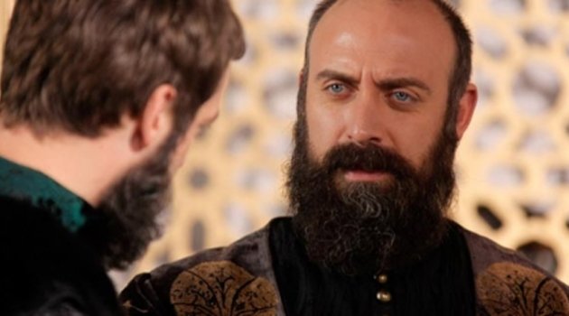 Halit Ergenç 13 Bölümün Parasını Peşin Aldı