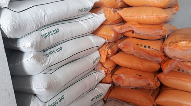 Hamal 183 çuval gübre çaldı
