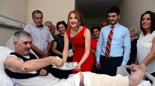 Hastane odasında oğluna kız istedi