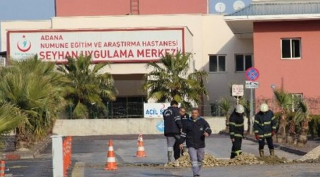 Hastane Yolunda Doğalgaz Borusu Patladı