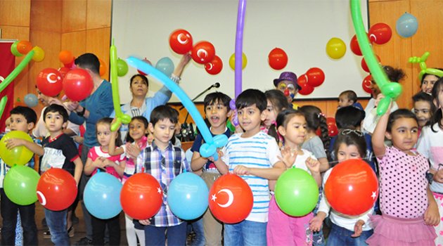 Hastanede 23 Nisan Sevinci