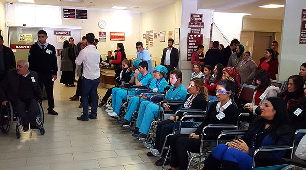 Hastanede "Yüreğimizdeki engelleri kaldırıyoruz" etkinliği