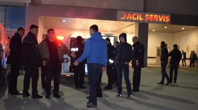 Hastanedeki bıçaklı kavga kanlı bitti!