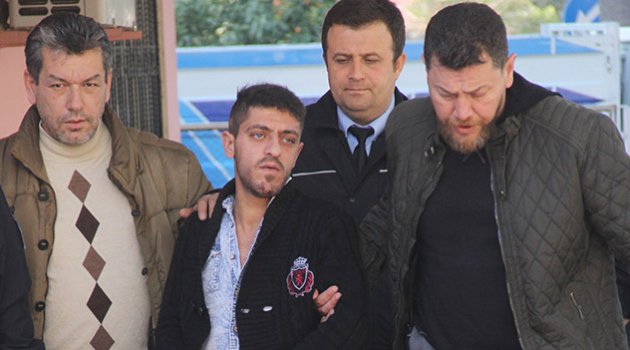 ‘Hepinizi öldüreceğim diyince bıçakladım’