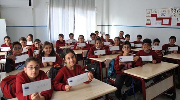 Her şey kalem  ve kağıtta gizli