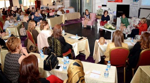 “Herşeye rağmen kadın olmak” konuşuldu