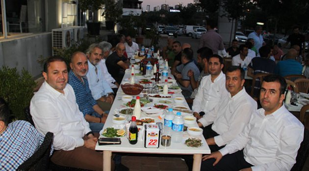 Hıradağı Ailesi iftarda Adana’yı buluşturdu