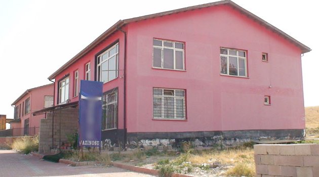 İki grubun silahlı kavgası kanlı bitti!