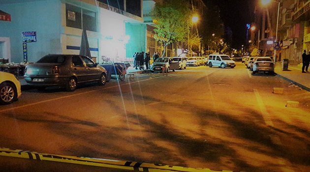 İki grup arasında silahlı kavga! Yaralılar var