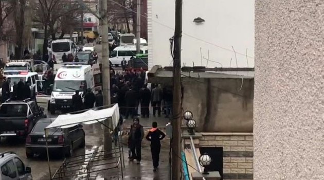 İki kardeş arasında silahlı kavga! 5 ölü 2 yaralı