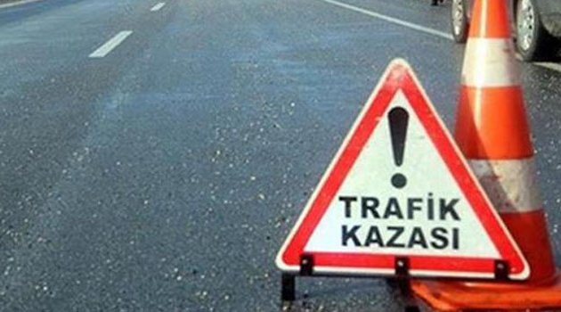 İki otomobil çarpıştı! 1 ölü 6 yaralı