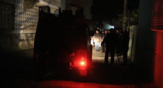 İki yere ses bombası atıldı