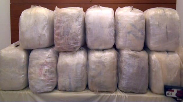 İkinci el eşya dükkanından 3 milyonluk esrar çıktı