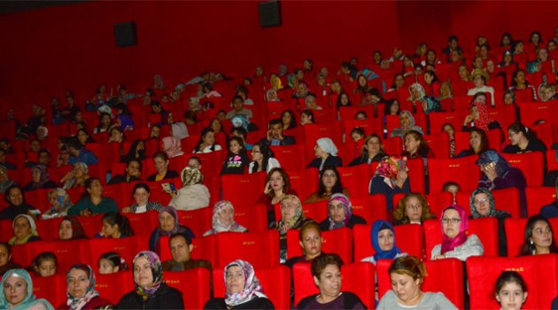 “İlk kez” sinema keyfi yaşadılar