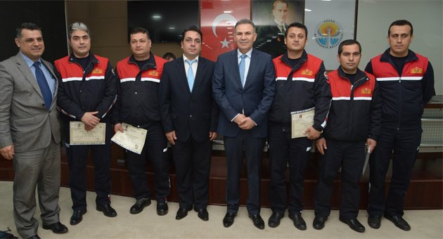 İlk yardım eğitimi alan 40 personele sertifika