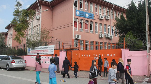 İlkokulda intihar