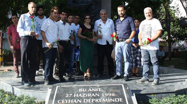 İMO, Ceyhan Deprem Anıtına Gül Bıraktı